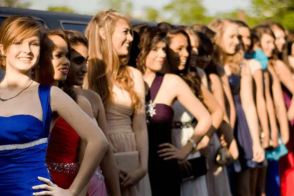 Worcester-Homecoming-Limo-services