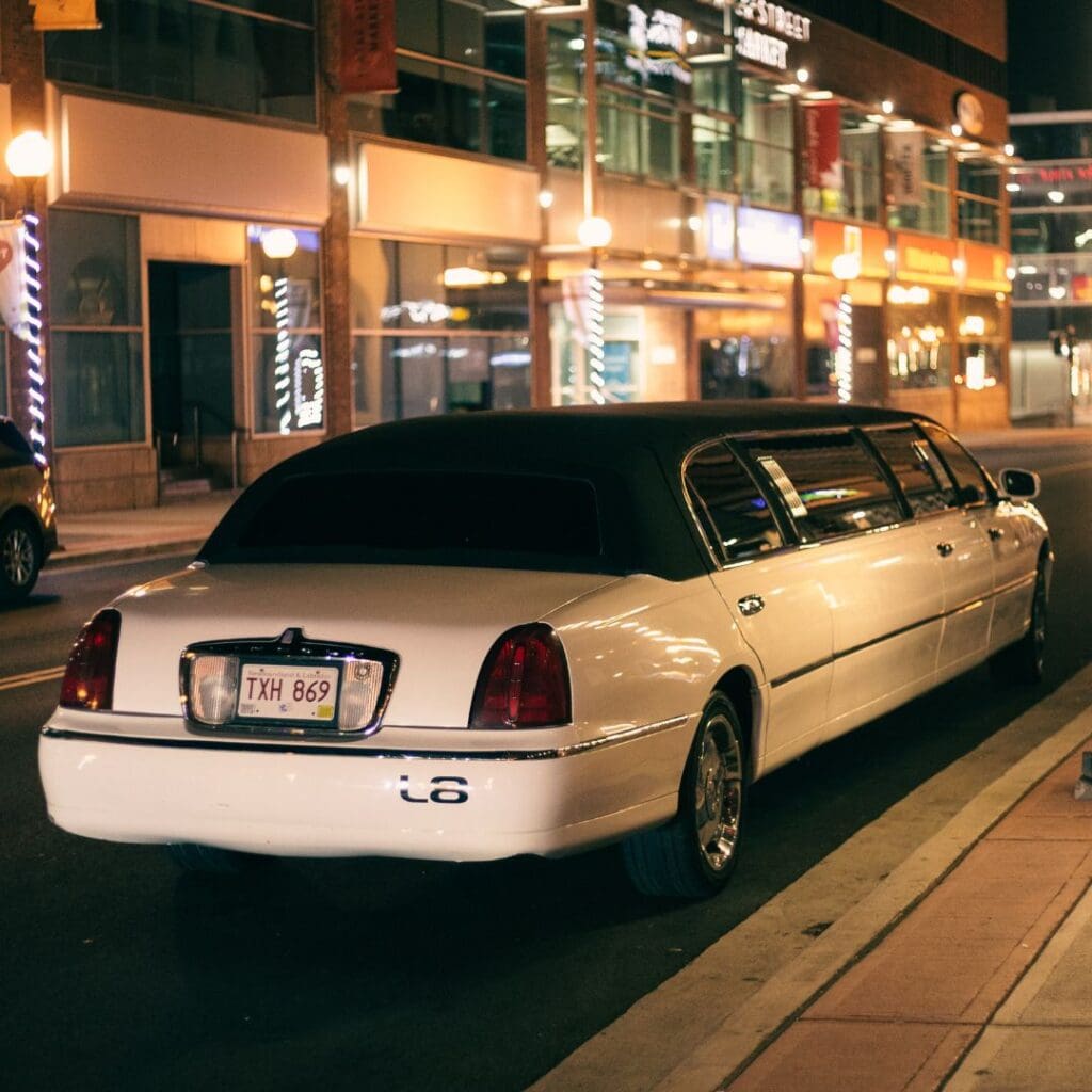 Limo from Metrowest Limo rental in worcester is Parked in the middle of the night for Night on the town job